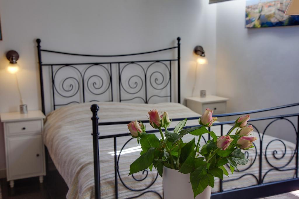 B&B Bed En Beschuit Leiden Zimmer foto